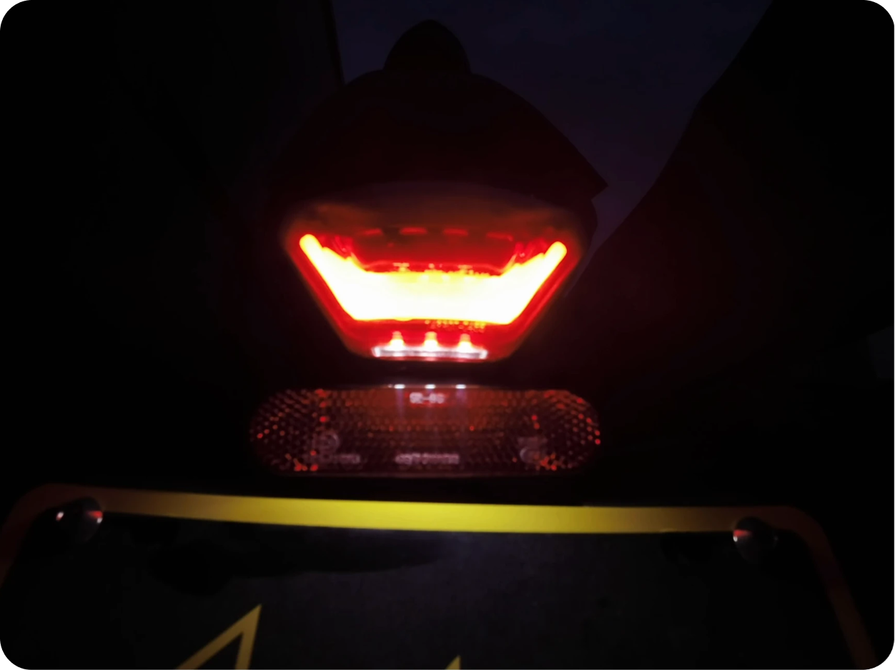 Enhanced Safety: Emergency Brake Fast Flash